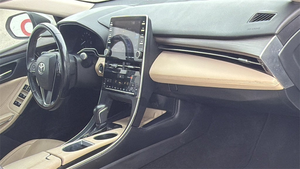 2019 Toyota Avalon XLE
