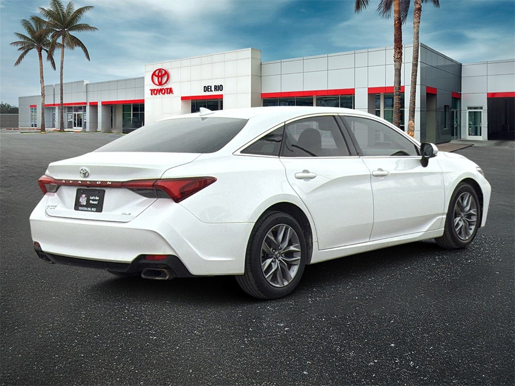 2019 Toyota Avalon XLE