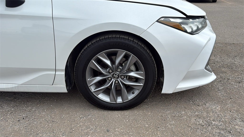 2019 Toyota Avalon XLE