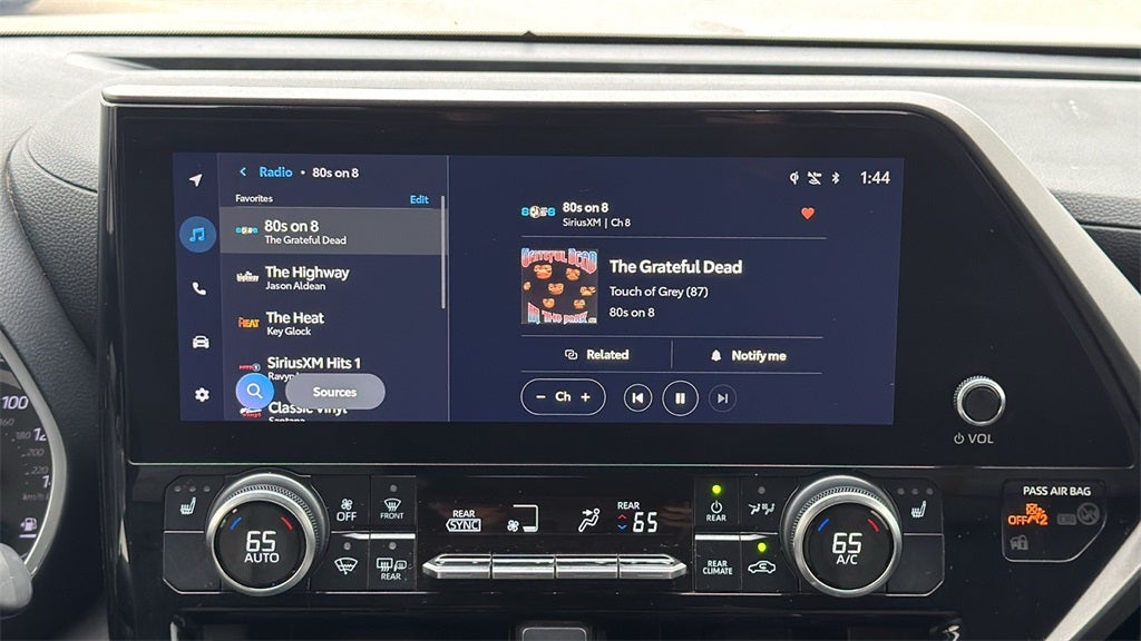 2023 Toyota Highlander Hybrid Bronze Edition