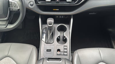 2023 Toyota Highlander Hybrid Bronze Edition