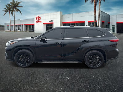 2023 Toyota Highlander Hybrid Bronze Edition