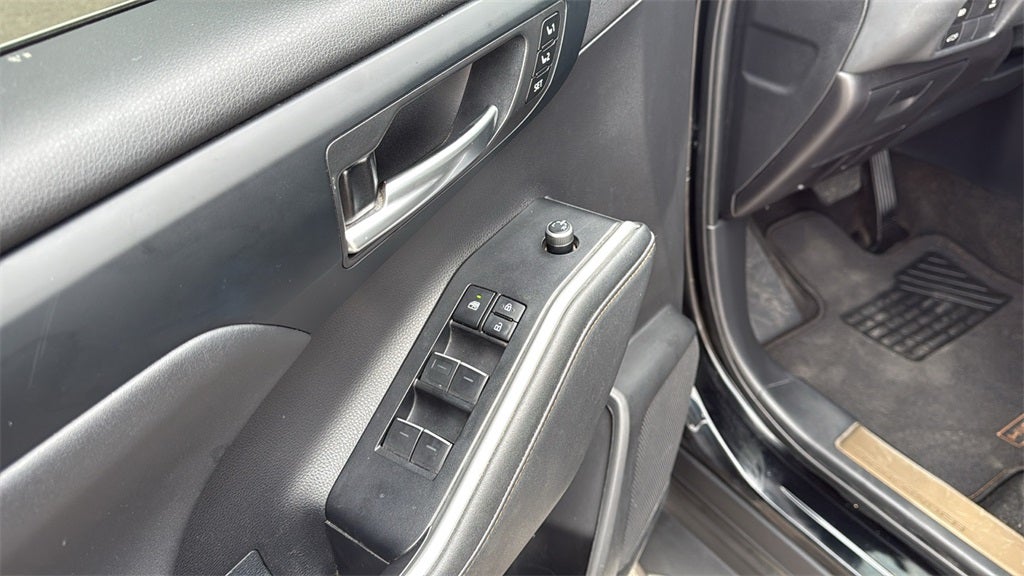 2023 Toyota Highlander Hybrid Bronze Edition