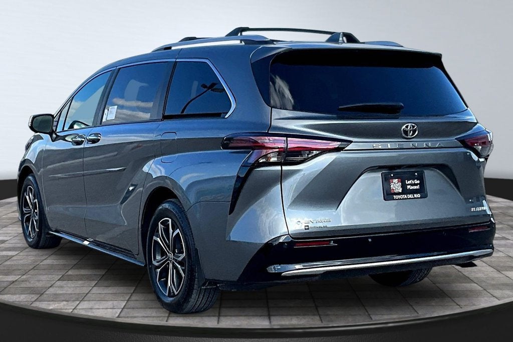 2026 Toyota Sienna Platinum 7 Passenger