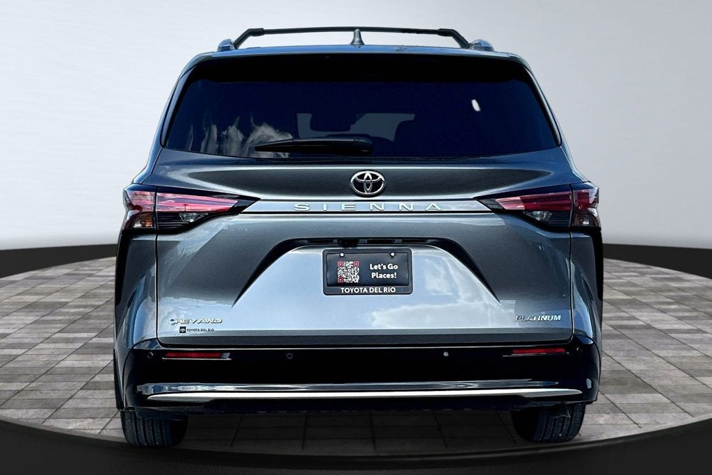 2026 Toyota Sienna Platinum 7 Passenger