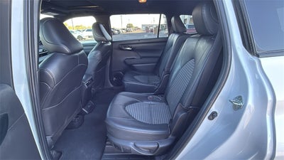 2023 Toyota Highlander XSE