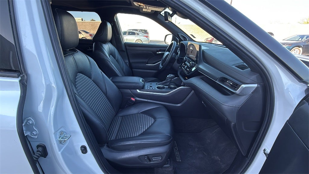 2023 Toyota Highlander XSE