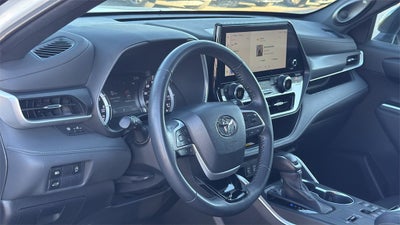 2023 Toyota Highlander XSE