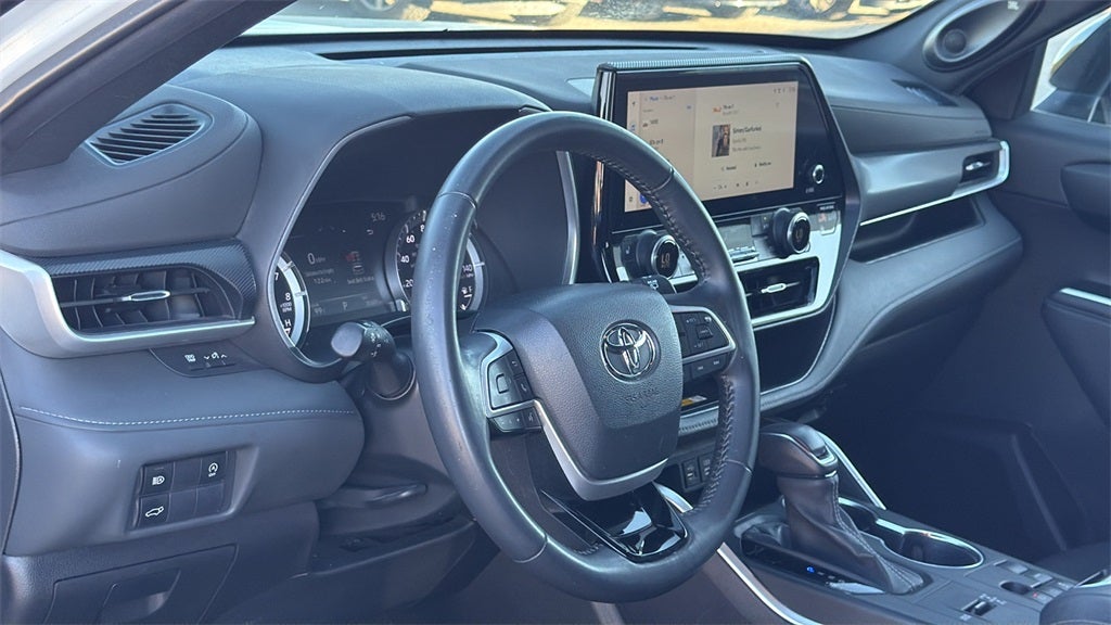 2023 Toyota Highlander XSE