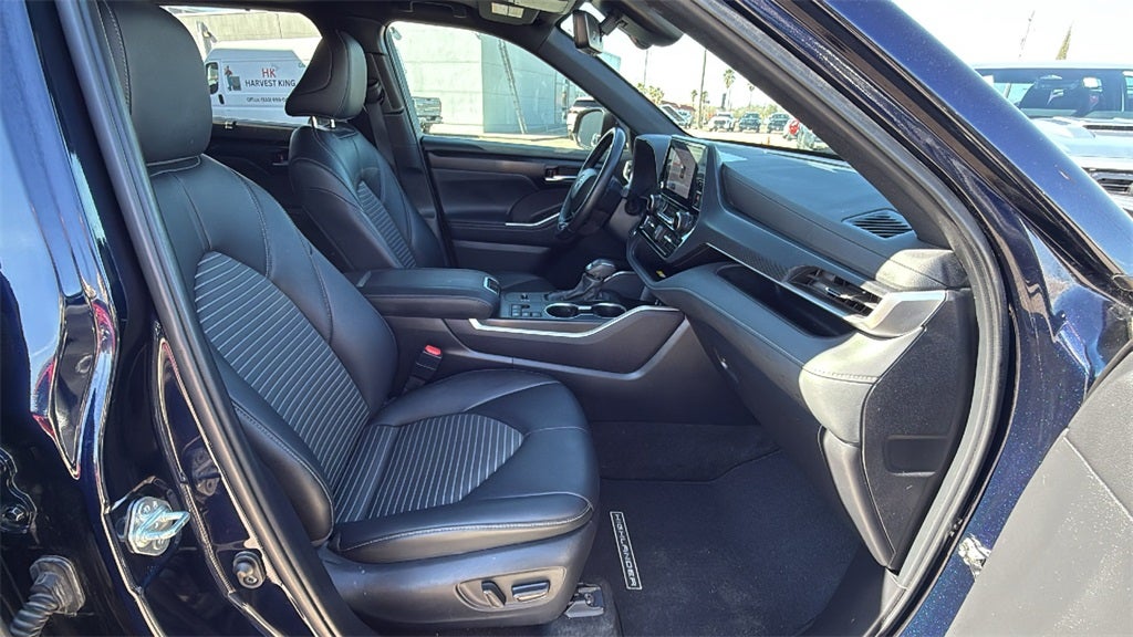 2024 Toyota Highlander XSE