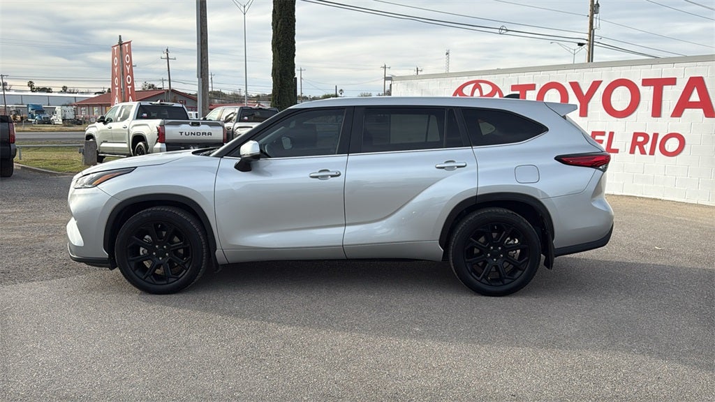 2023 Toyota Highlander LE