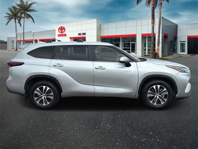 2024 Toyota Highlander XLE