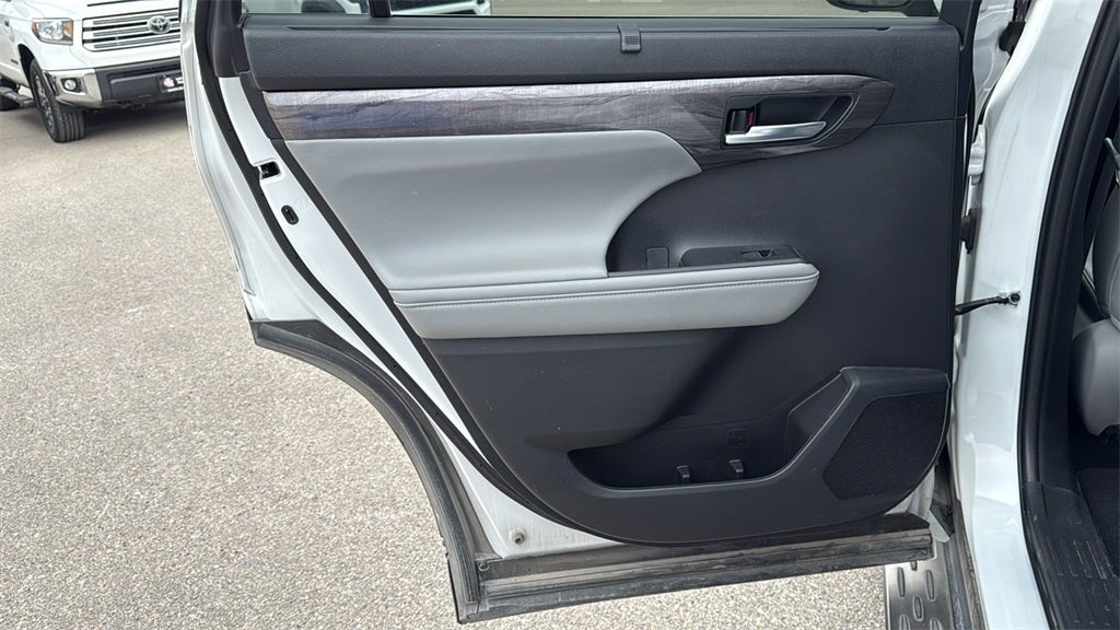 2024 Toyota Highlander Limited