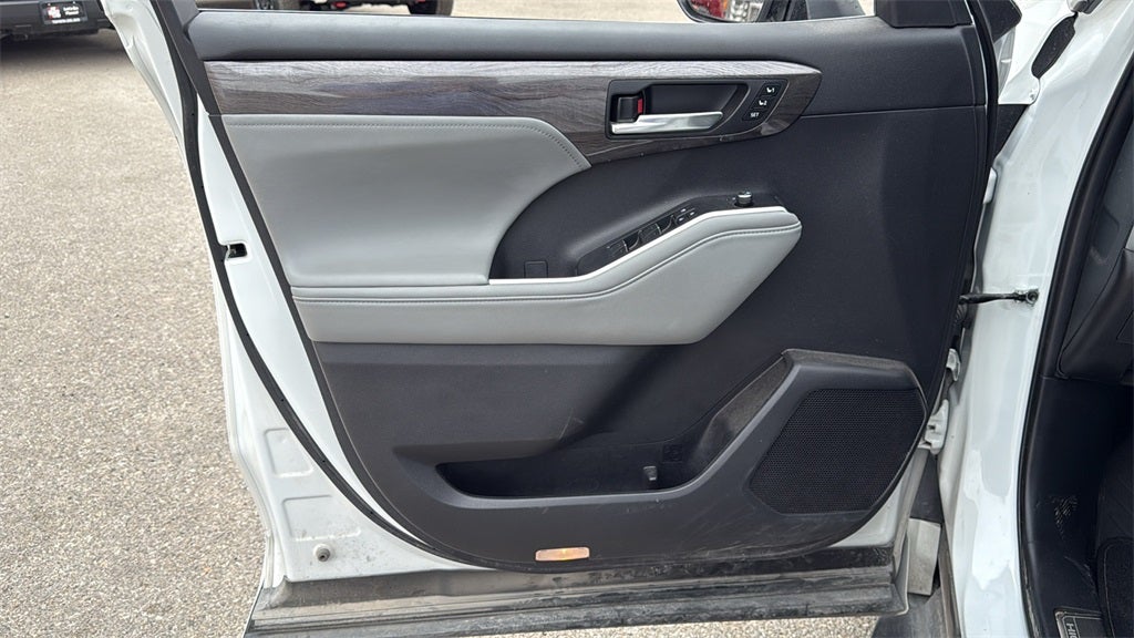 2024 Toyota Highlander Limited
