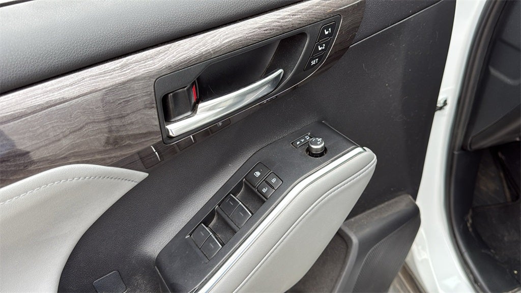 2024 Toyota Highlander Limited