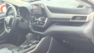 2023 Toyota Highlander LE