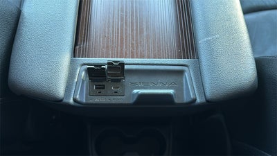 2023 Toyota Sienna LE 8 Passenger