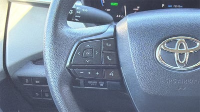 2023 Toyota Sienna LE 8 Passenger