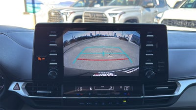 2023 Toyota Sienna LE 8 Passenger