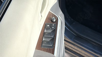 2023 Toyota Sienna LE 8 Passenger