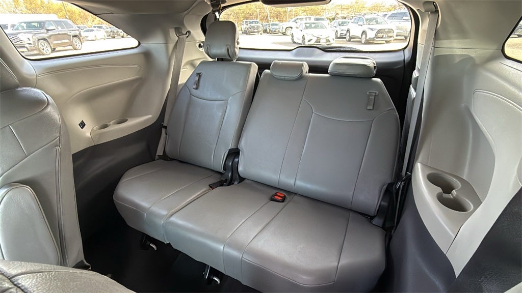 2023 Toyota Sienna XLE 8 Passenger