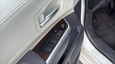 2023 Toyota Sienna XLE 8 Passenger