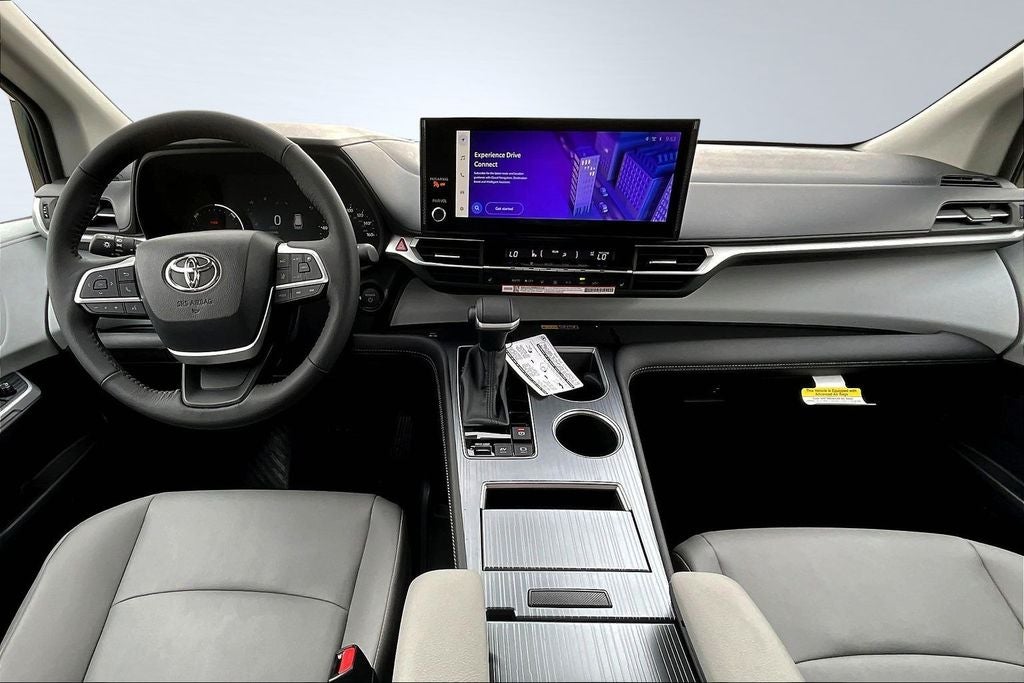 2026 Toyota Sienna XLE 8 Passenger