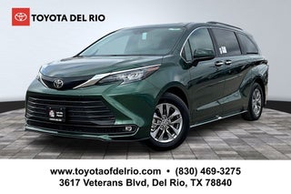2026 Toyota Sienna XLE 8 Passenger