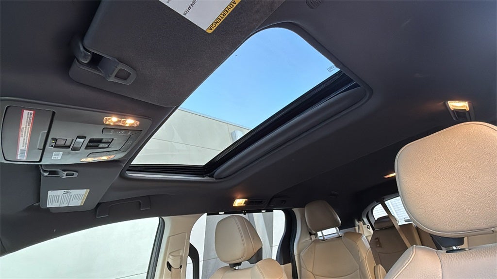 2023 Toyota Sienna XLE 7 Passenger