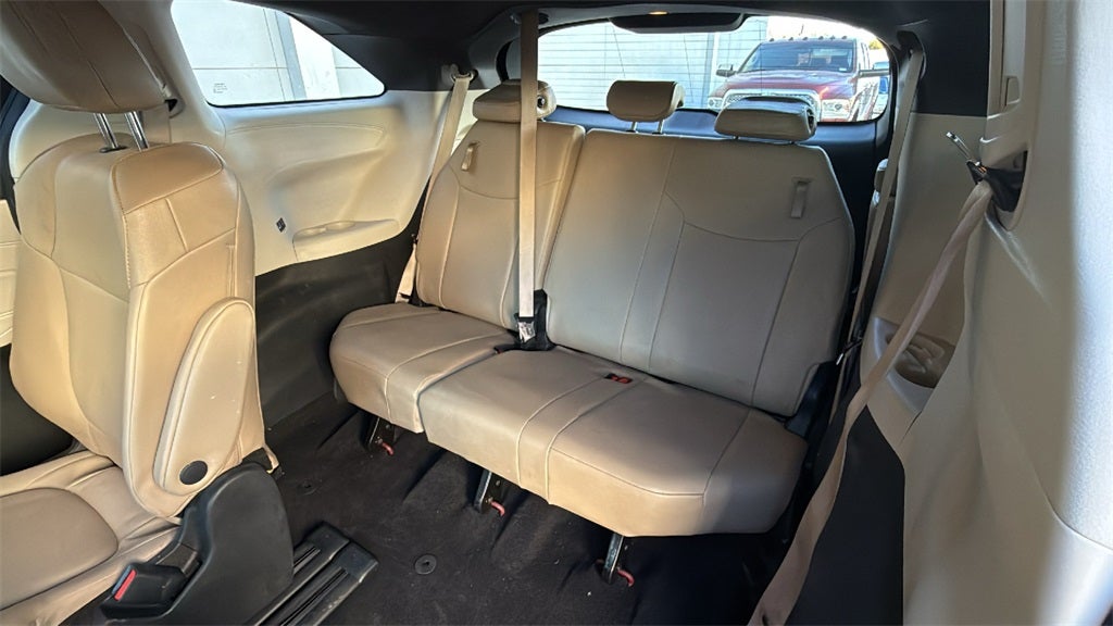 2023 Toyota Sienna XLE 7 Passenger