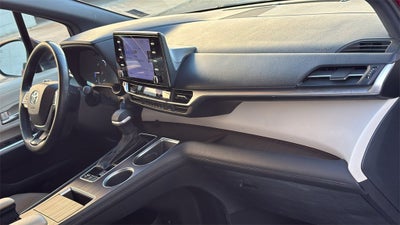 2023 Toyota Sienna XLE 7 Passenger