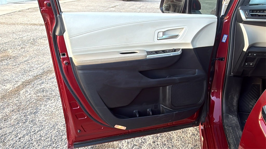 2023 Toyota Sienna XLE 7 Passenger