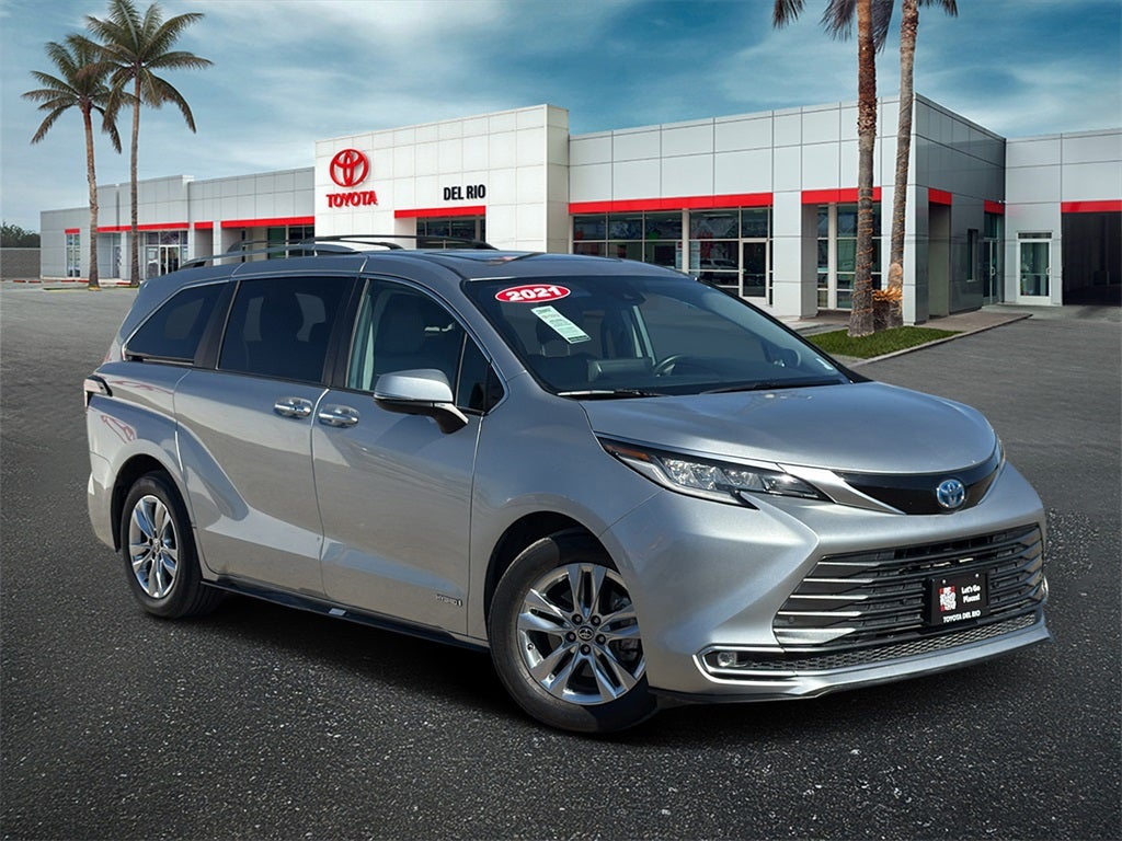 2021 Toyota Sienna Limited 7 Passenger