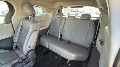 2021 Toyota Sienna Limited 7 Passenger