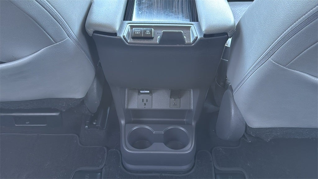 2021 Toyota Sienna Limited 7 Passenger