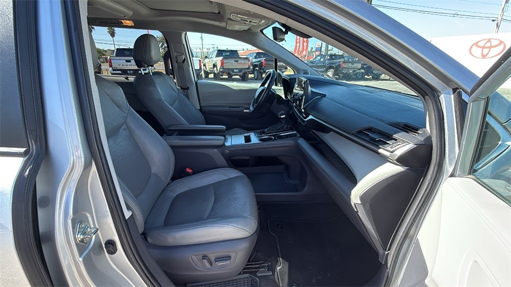 2021 Toyota Sienna Limited 7 Passenger