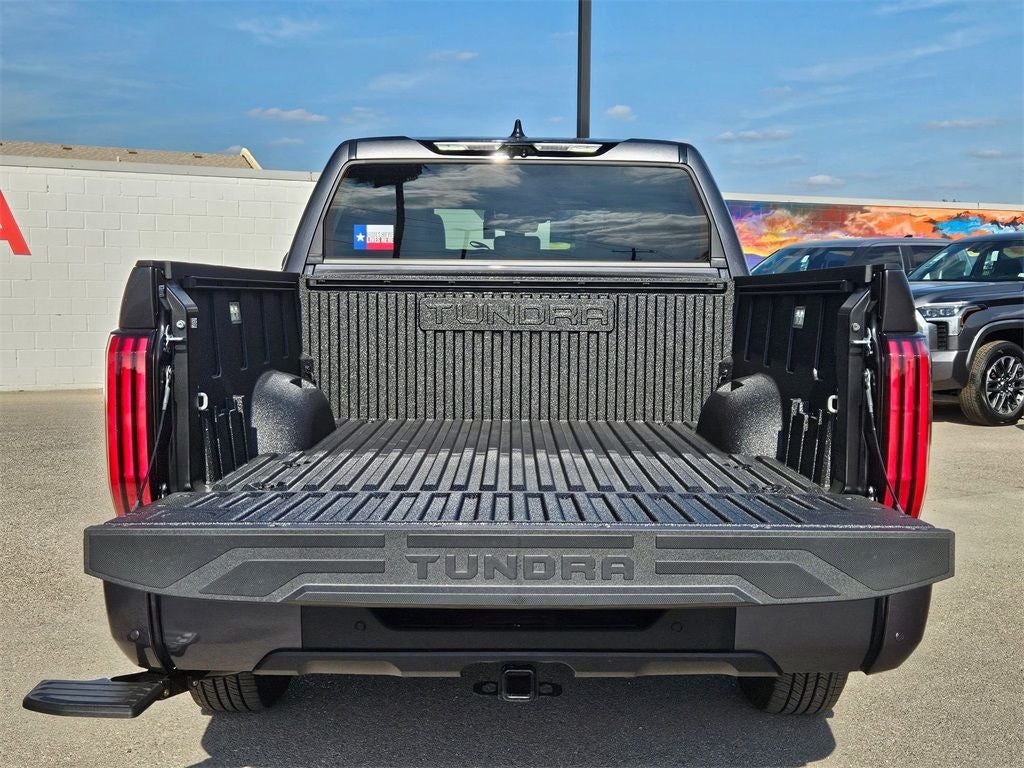 2025 Toyota Tundra Platinum