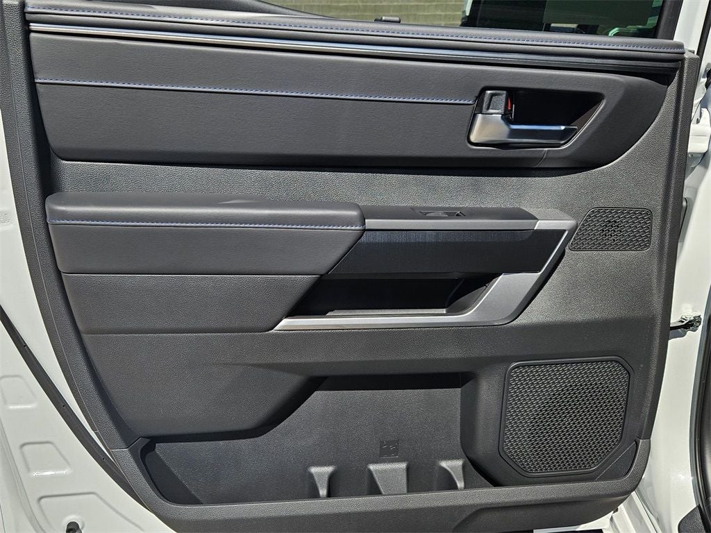 2025 Toyota Tundra Hybrid Platinum