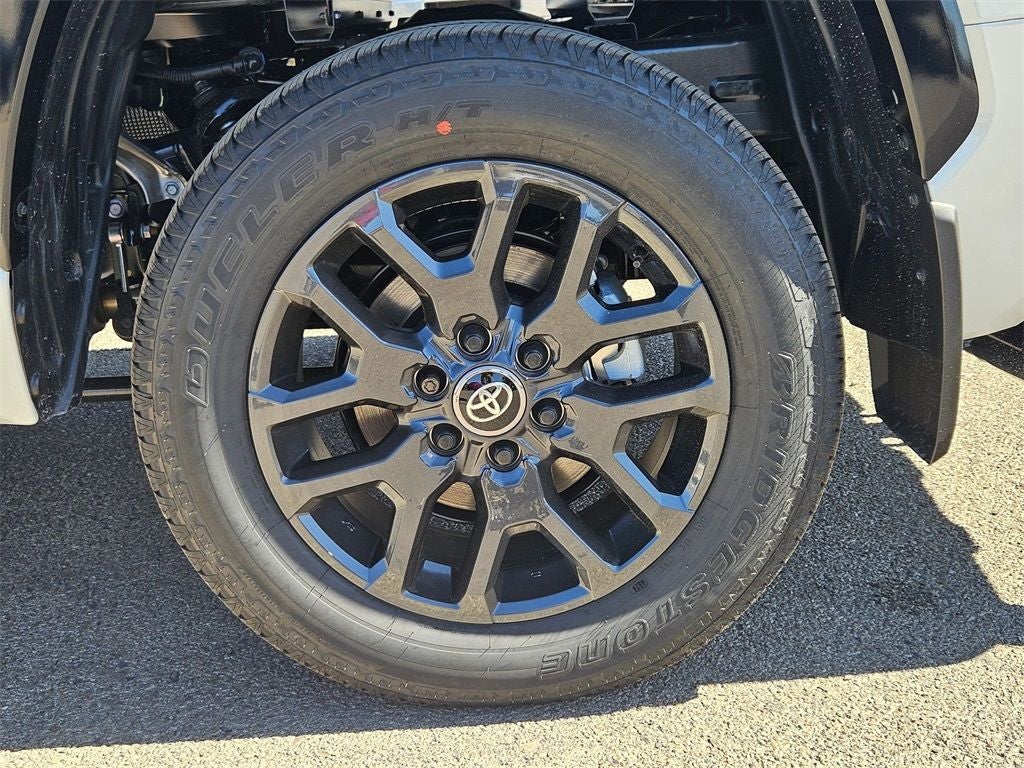 2025 Toyota Tundra Hybrid Platinum