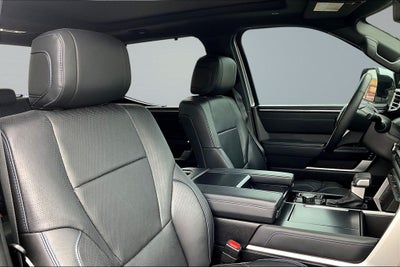 2025 Toyota Tundra Hybrid Platinum