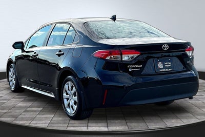 2027 Toyota Corolla LE
