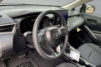 2026 Toyota Corolla Cross LE