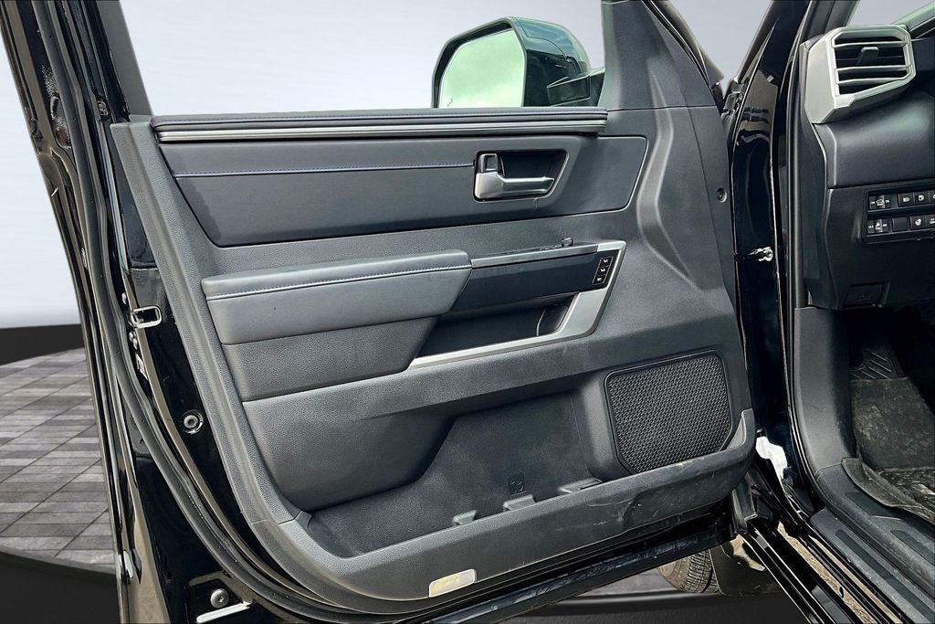 2025 Toyota Sequoia Platinum