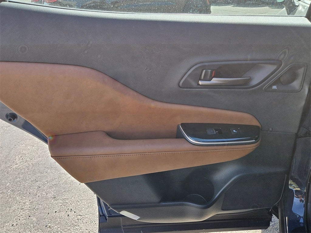 2025 Toyota Crown Limited AWD