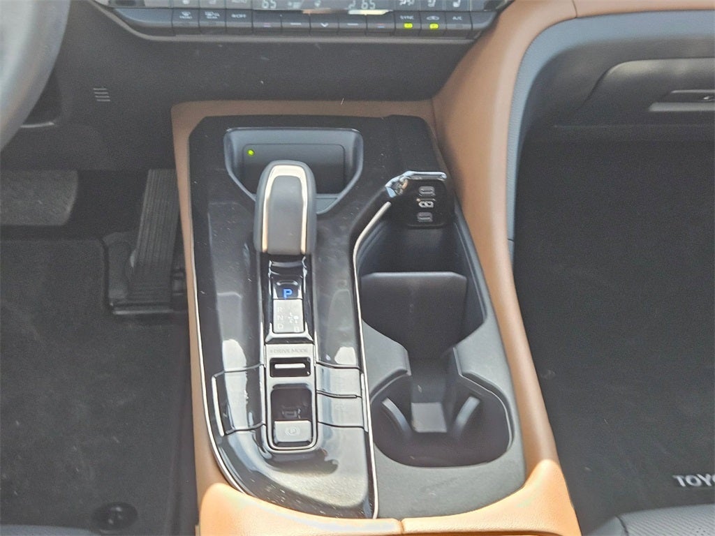 2025 Toyota Crown Limited AWD