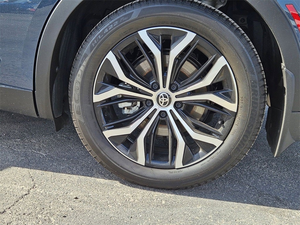 2025 Toyota Crown Limited AWD