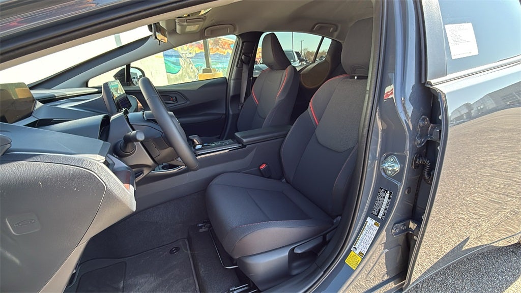 2026 Toyota Prius Plug-In Hybrid SE