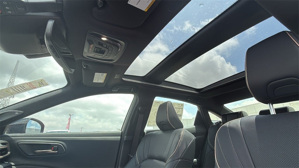 2025 Toyota Crown Platinum