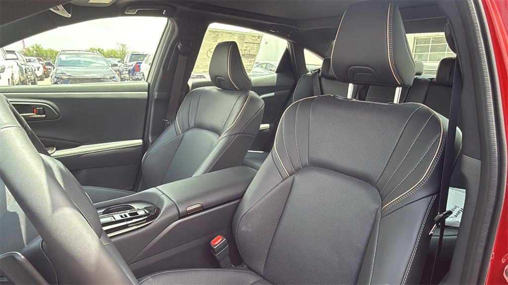 2025 Toyota Crown Platinum