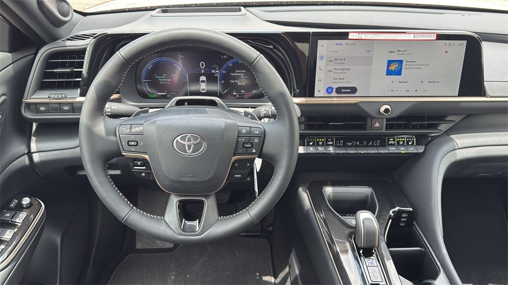 2025 Toyota Crown Platinum